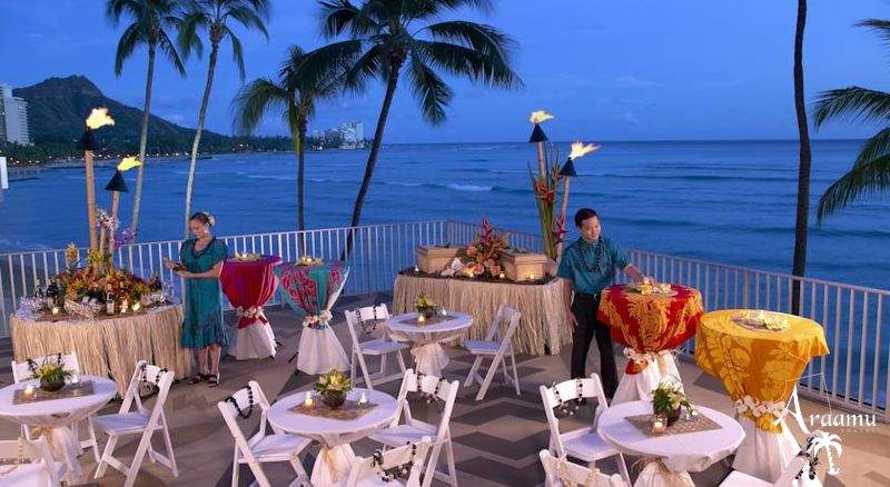 Hawaii, Outrigger Waikiki On The Beach****