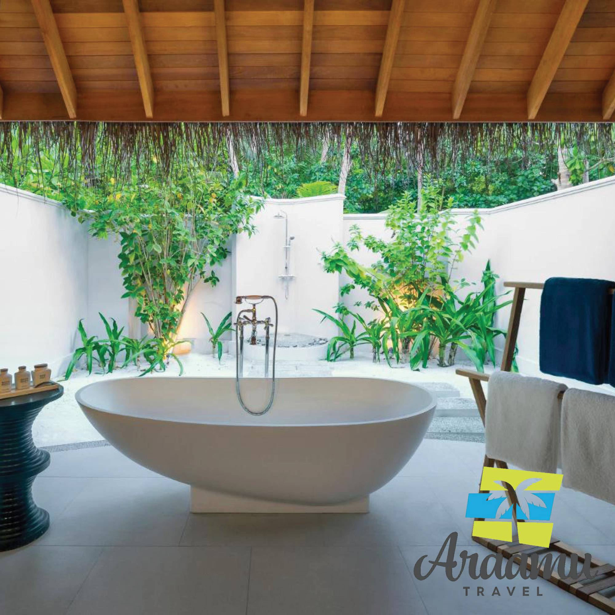 Maldív-szigetek, Dusit Thani Maldives*****